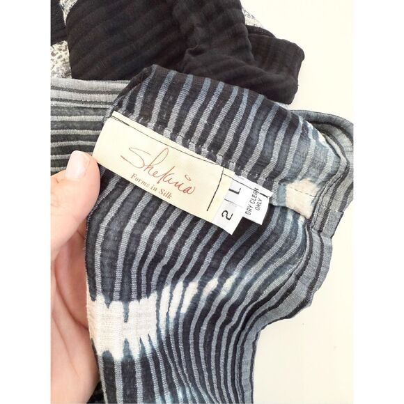 Shekina Womens Black White Forms in Silk Abstract Print 3/4 Sleeve Blouse Large - Picture 5 of 5